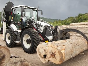 Экскаваторы-погрузчики: ключевые параметры для эффективной работы